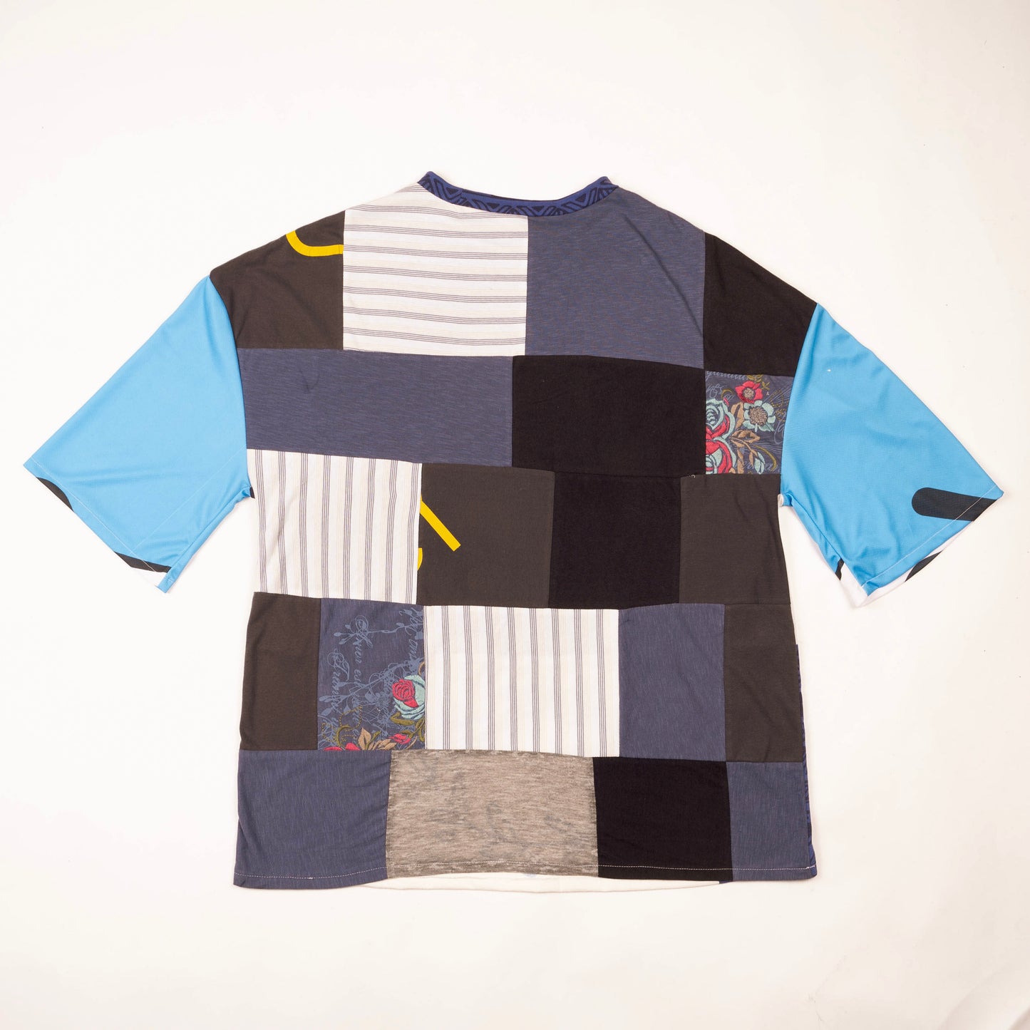 MOTG x GUANTANA Loose-fit Long T-Shirt TSP-09