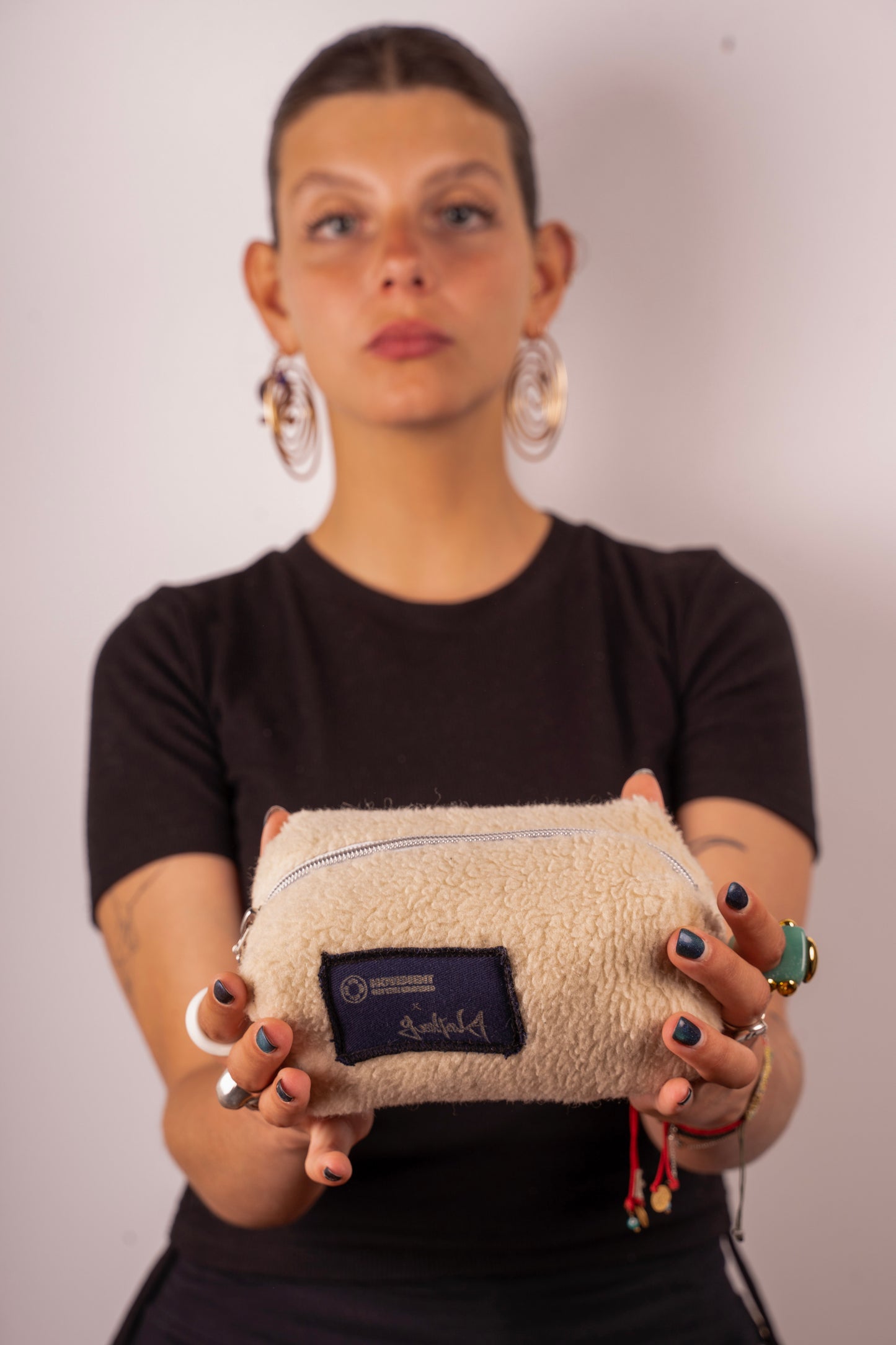 MOTG X GUANTANA Medium Case BN-10