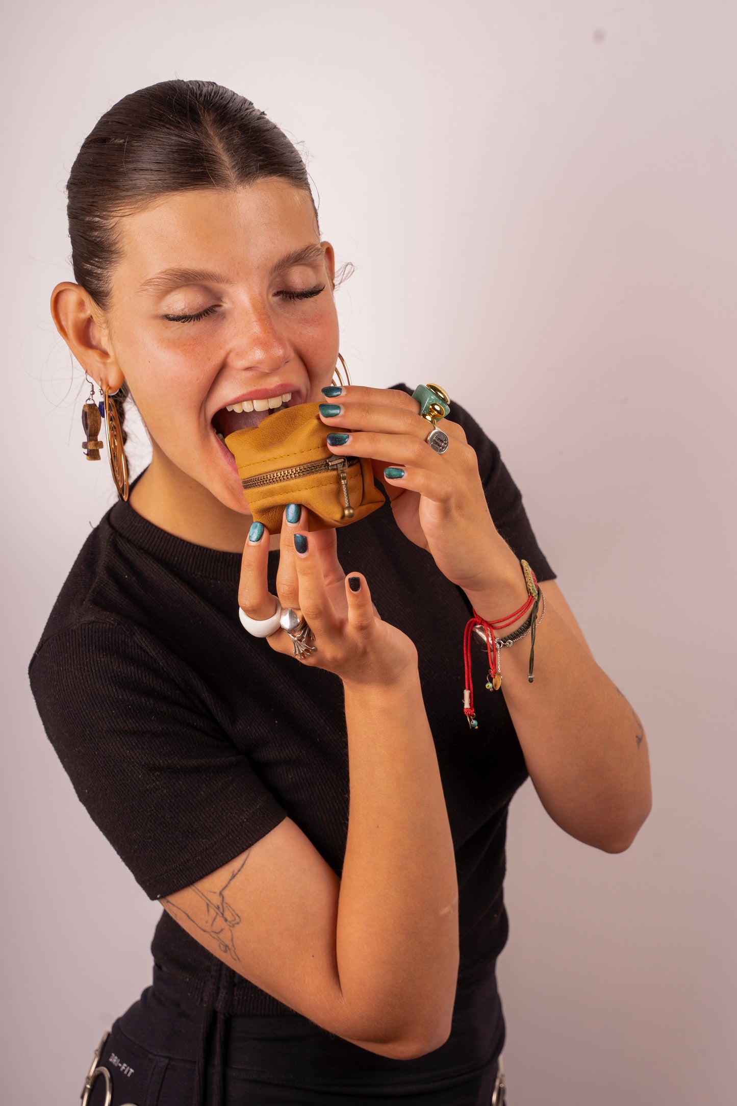 MOTG X GUANTANA Small Case BN-15